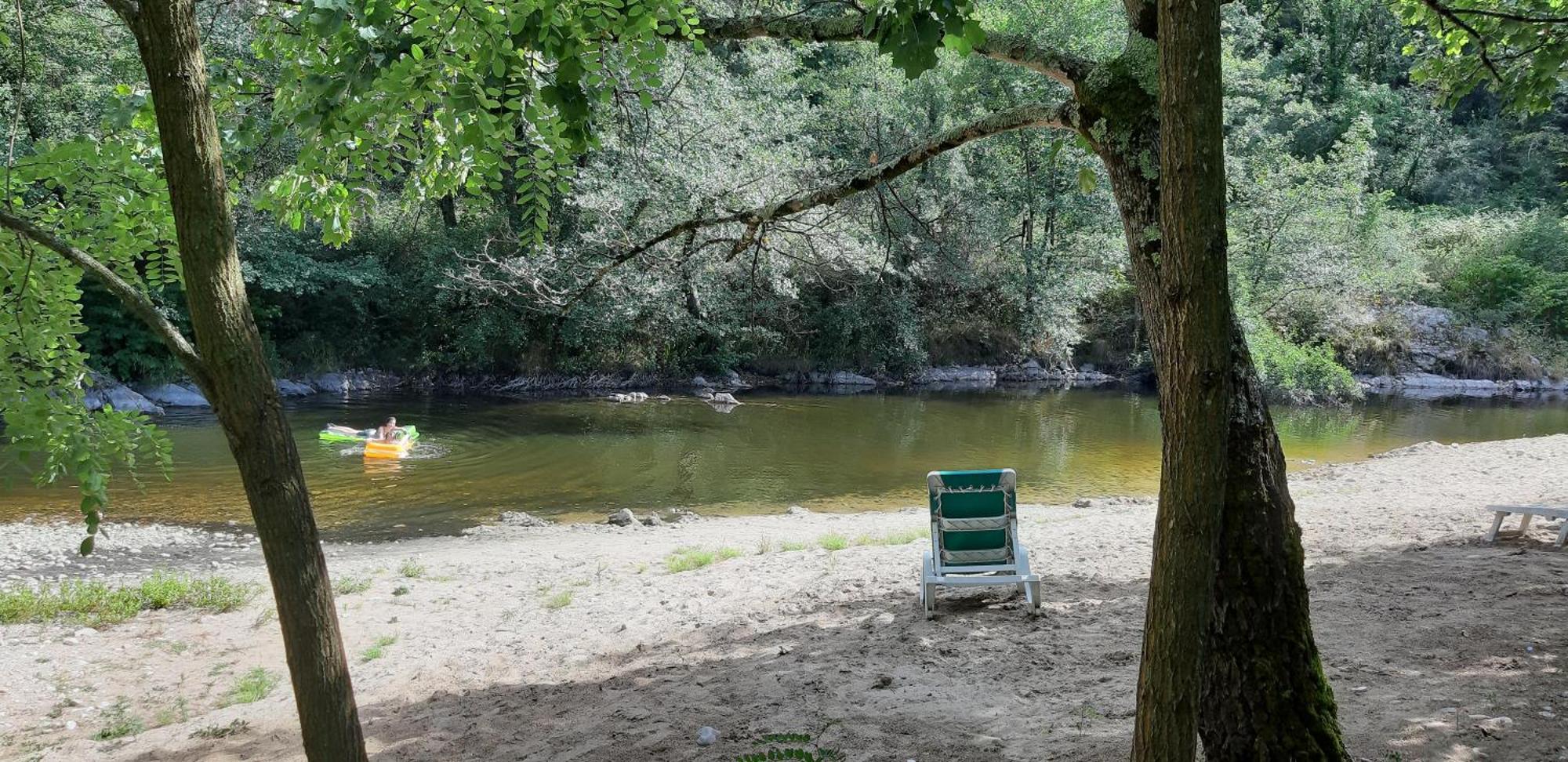 Camping Ushuaia Villages Le Viaduc Arlebosc エクステリア 写真